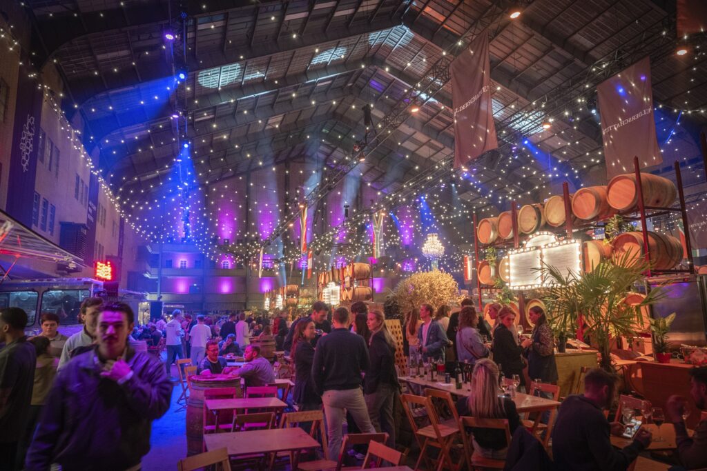 Kerstmarkt in de Centrale Markthal met The Maker Market XL